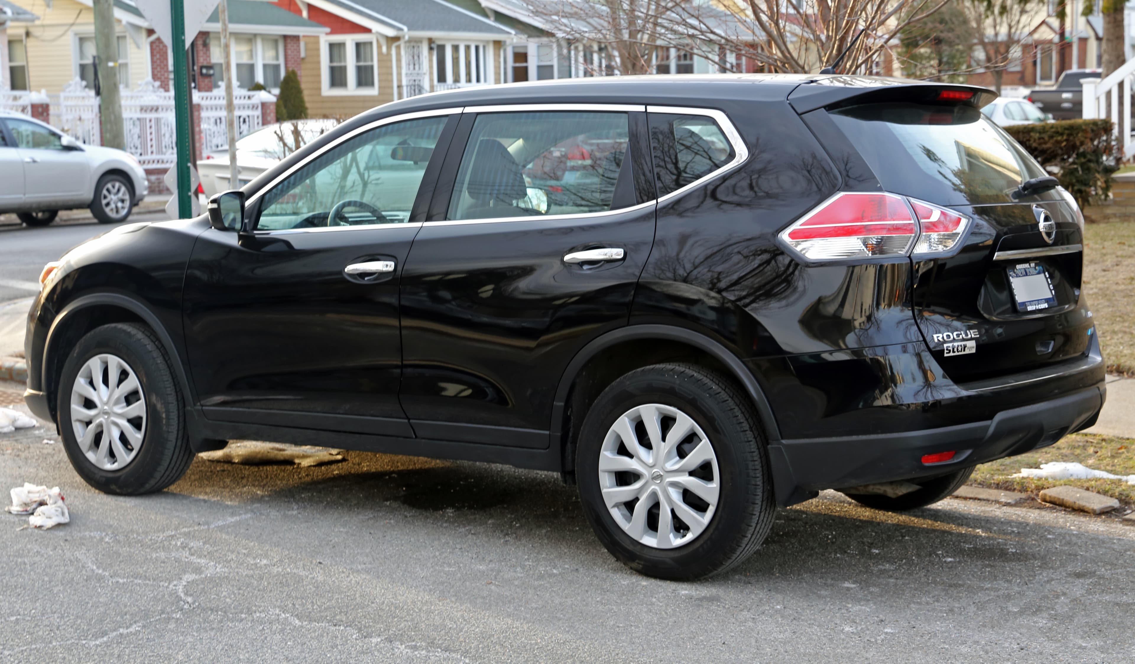2016 Nissan Rogue, photographed